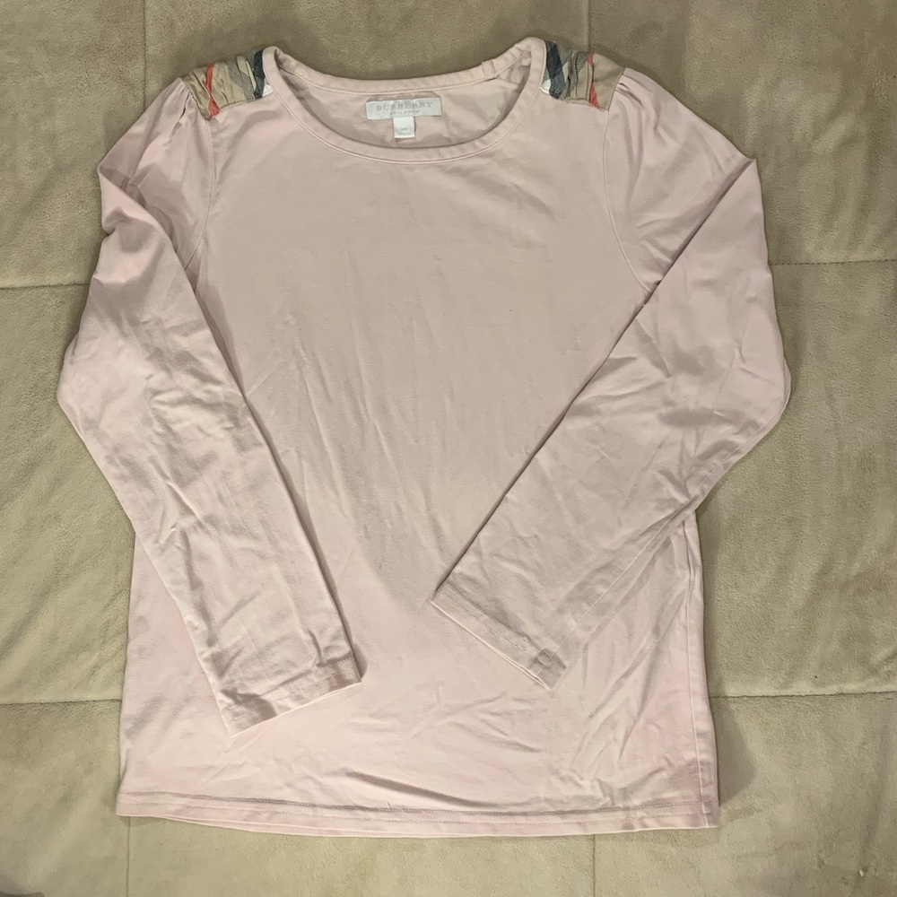 New with no tags Burberry children shirt 💓